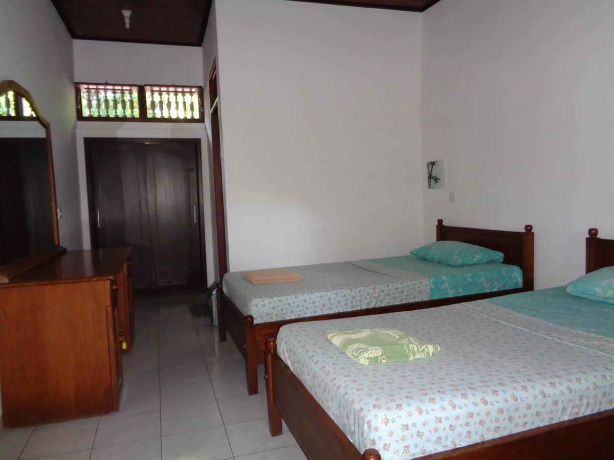 Yulia 1 Bed & Breakfast Sanur Dış mekan fotoğraf
