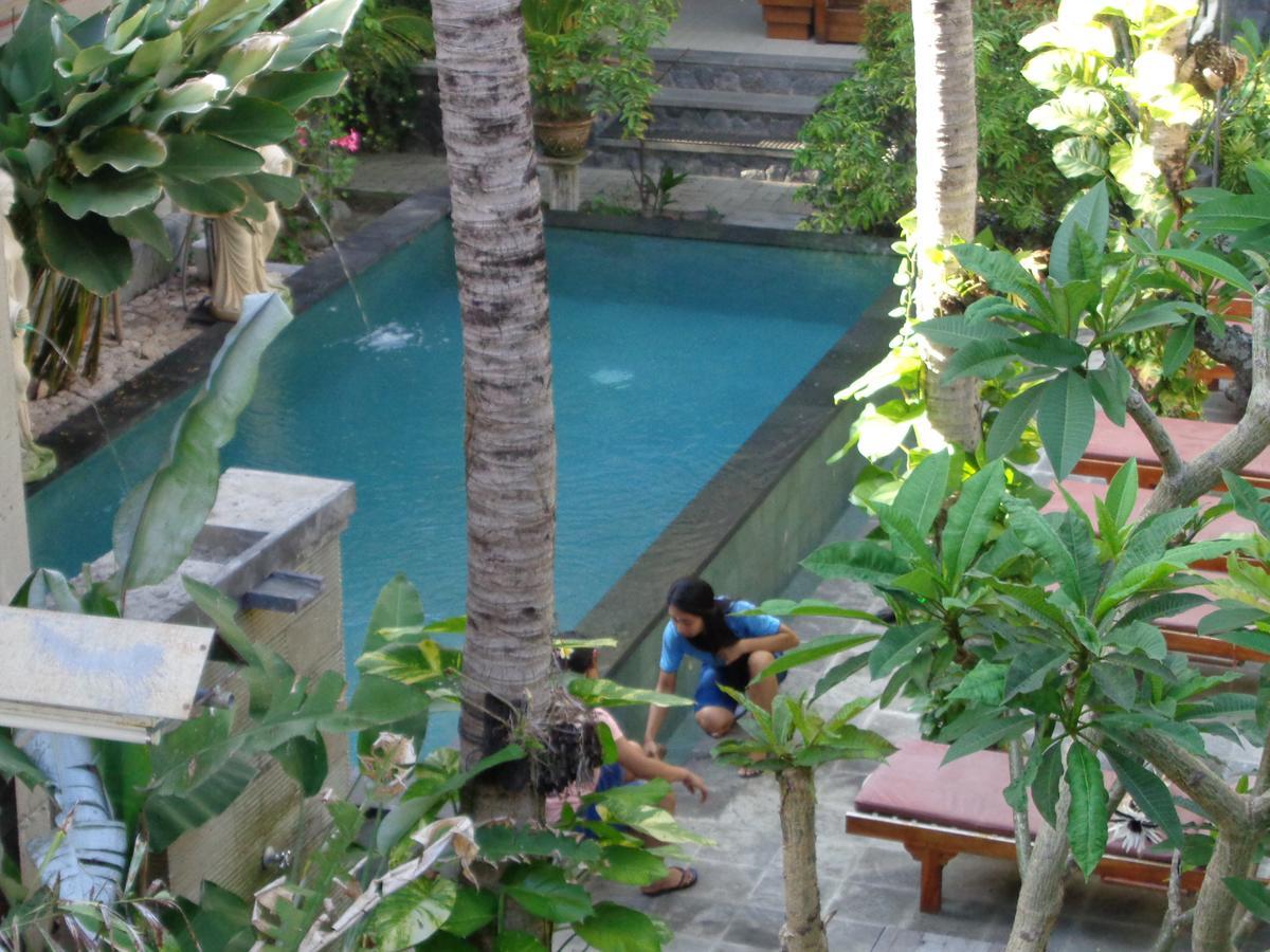 Yulia 1 Bed & Breakfast Sanur Dış mekan fotoğraf