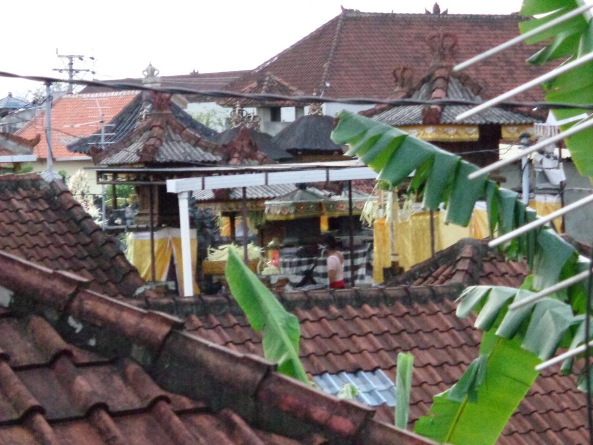 Yulia 1 Bed & Breakfast Sanur Dış mekan fotoğraf
