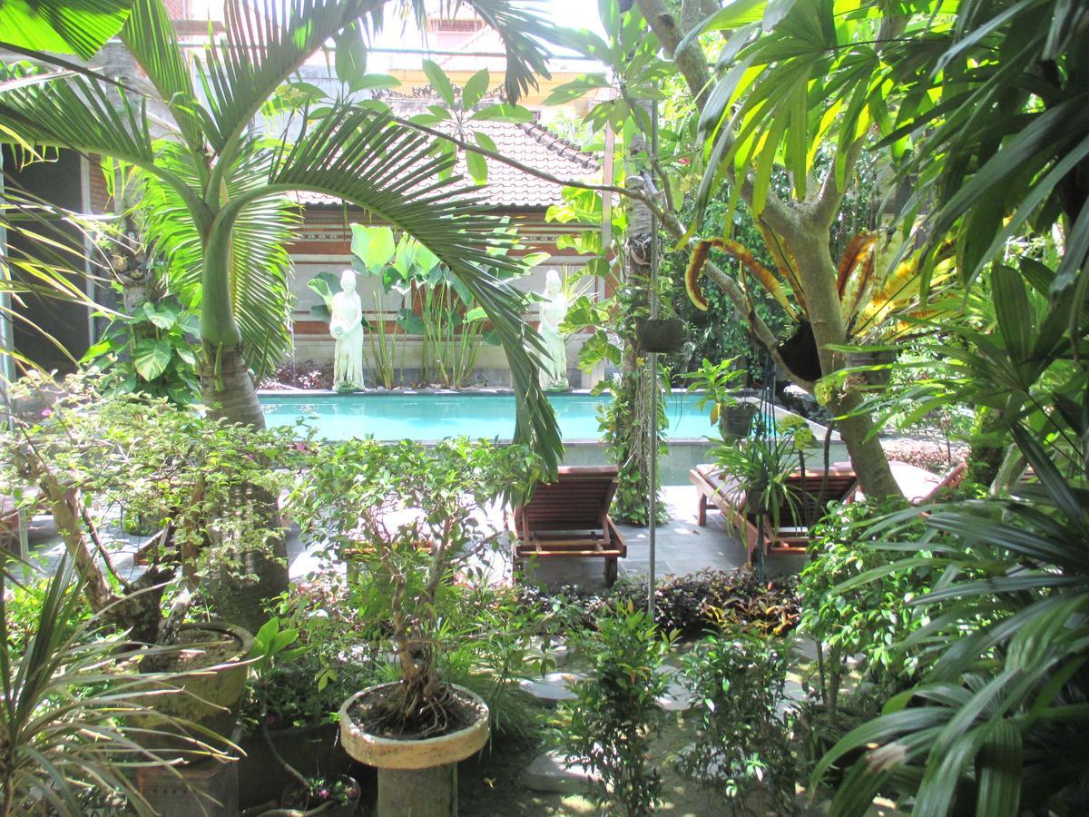 Yulia 1 Bed & Breakfast Sanur Dış mekan fotoğraf