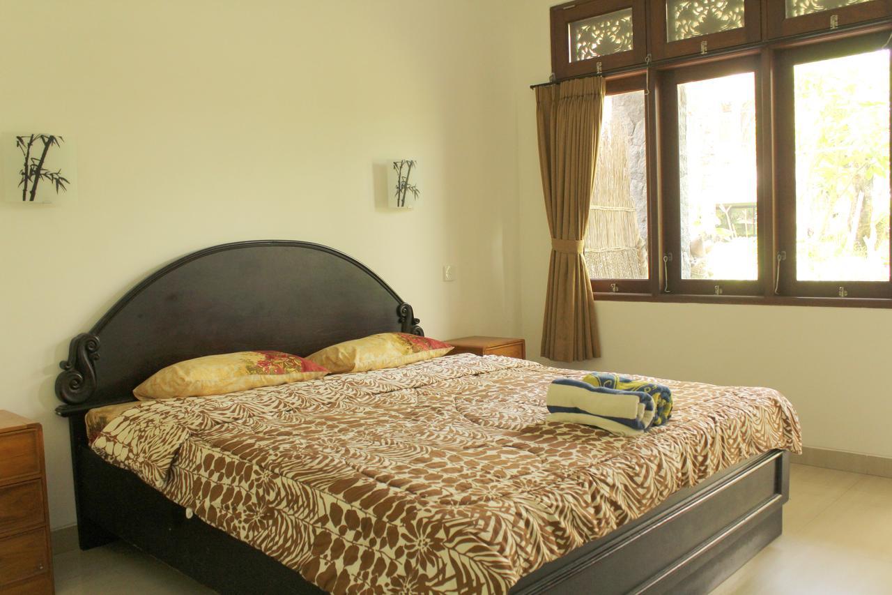 Yulia 1 Bed & Breakfast Sanur Dış mekan fotoğraf