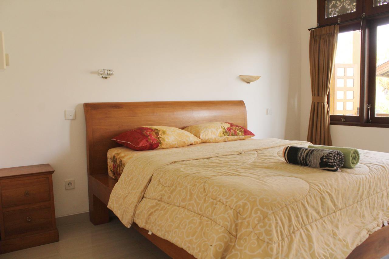Yulia 1 Bed & Breakfast Sanur Dış mekan fotoğraf