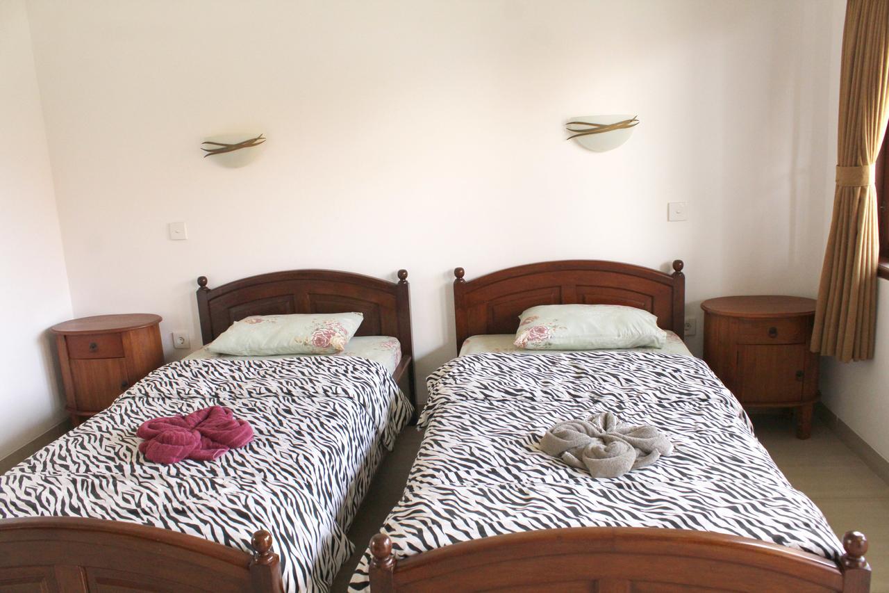 Yulia 1 Bed & Breakfast Sanur Dış mekan fotoğraf