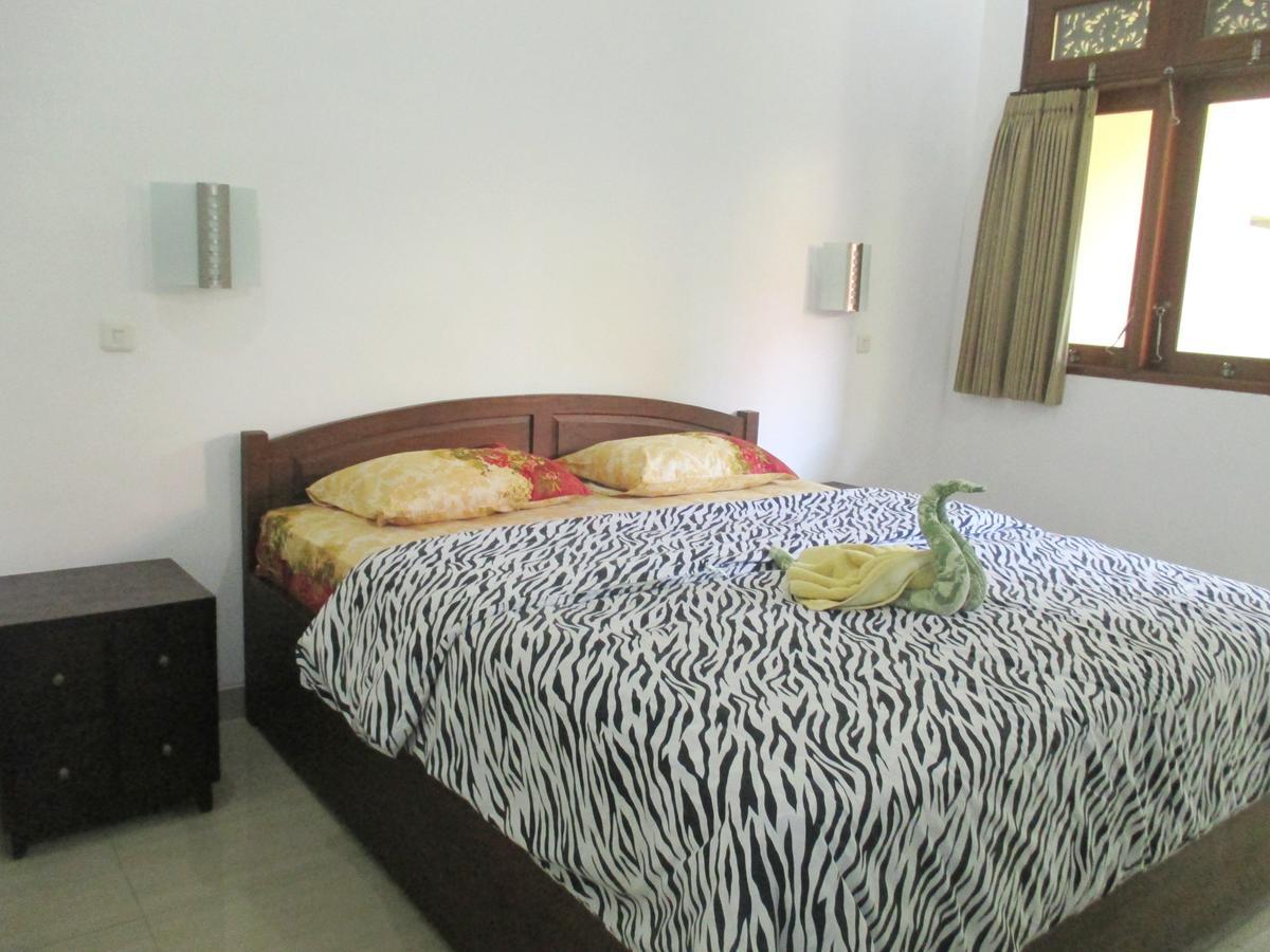 Yulia 1 Bed & Breakfast Sanur Dış mekan fotoğraf